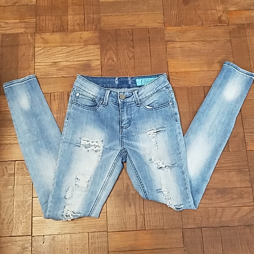 Pre-ripped blue Jeans